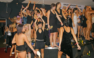 Lascivious teenage lassies enjoy a groupsex at the pool party